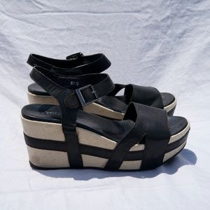 Antelope Brush Leather Wedges in Black